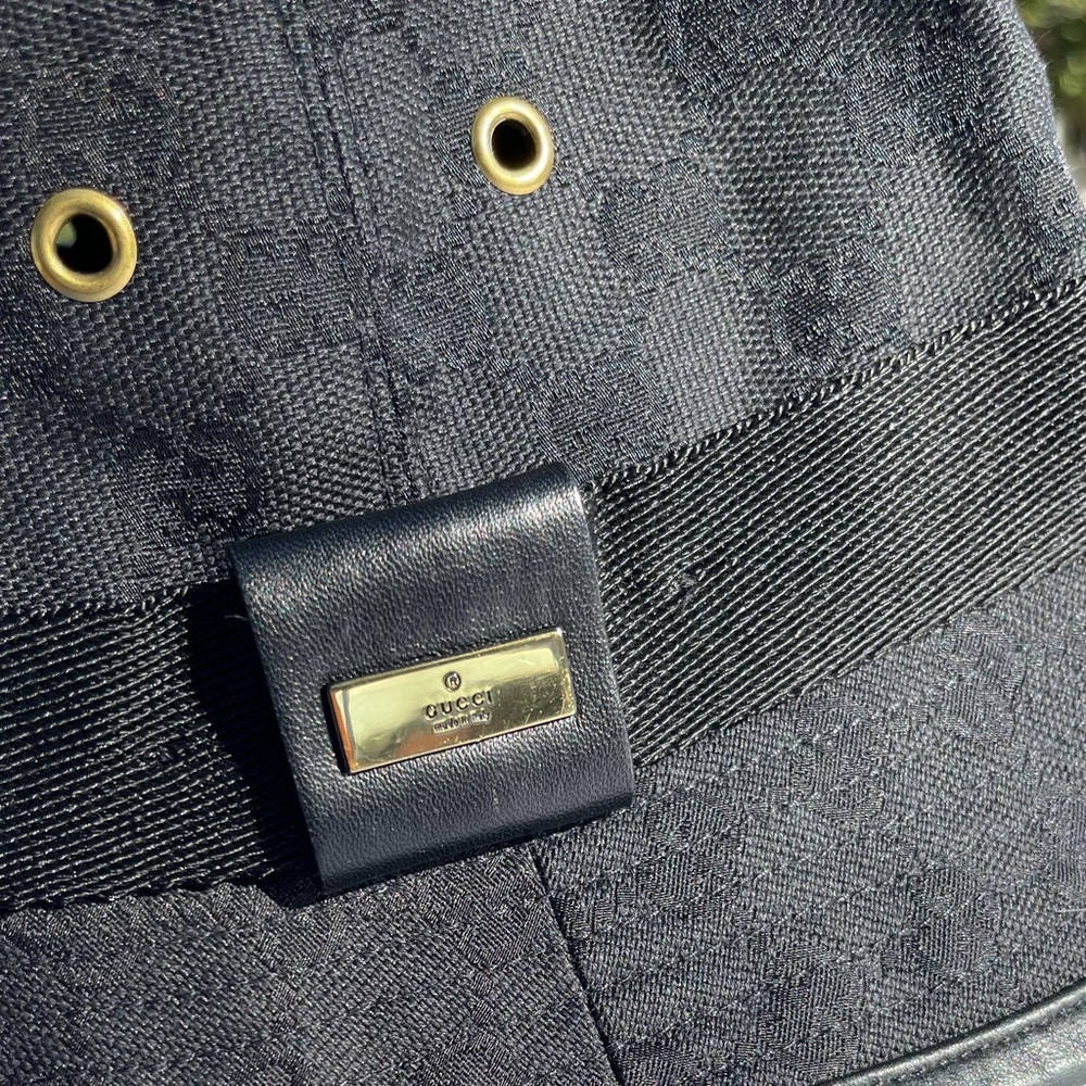 NWOT Gucci dark gray unisex bucket hat